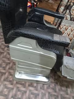 saloon