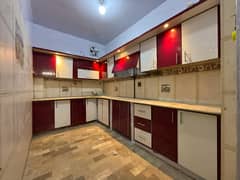 3 Bed d d in Poineer White Palace Apartment Gulzare Hijri