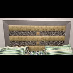 BED SET COMPLETE WITH DRESSING