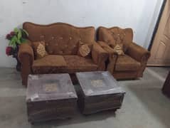 1 seater or 2 seater sofa with table