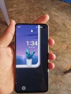Samsung S10e