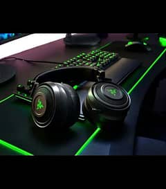 Razer Nari Ultimate Gaming Headphones - Haptic Feedback - Like New