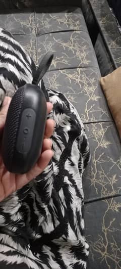 onn small Rugged Speaker