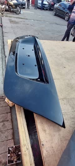Mercedes W211 trunk liscence plate part