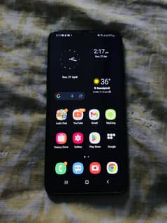 Samsung A20s not open never repair 10/9 condition female hand used