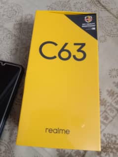 realme