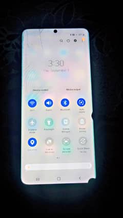 non pta hai minor glass crack hai bass vvip phone hai read add first