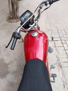 Honda CD 70 2012 model