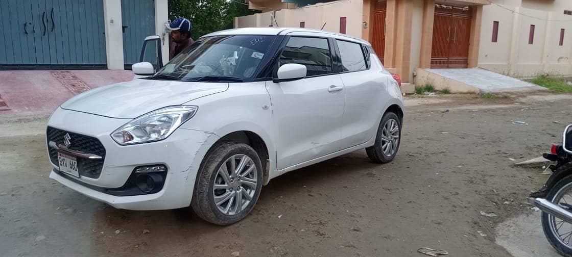 Swift 2023 gl cvt auto 1