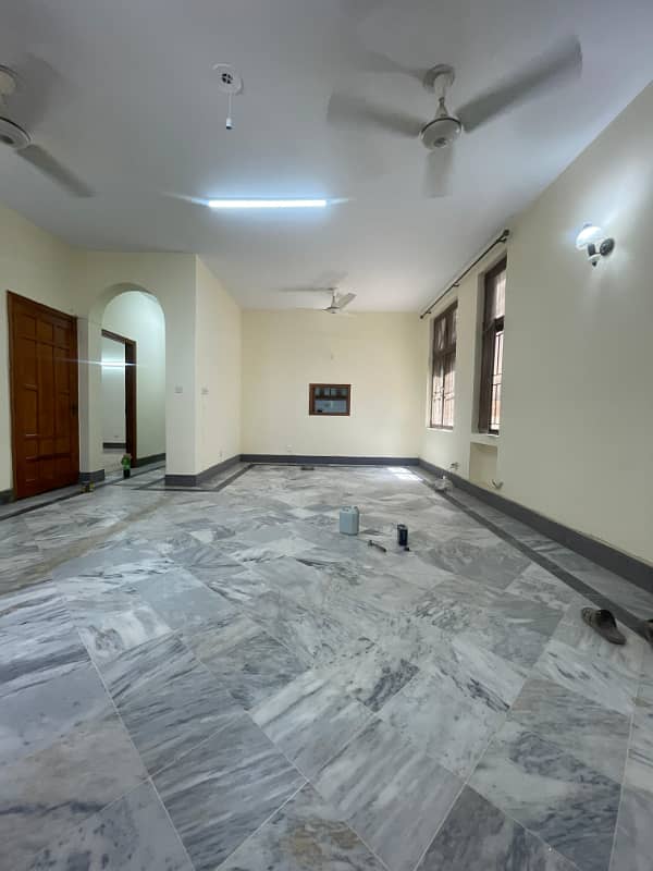 Upper Portion with Seperate Gate and Servent Quarter 4