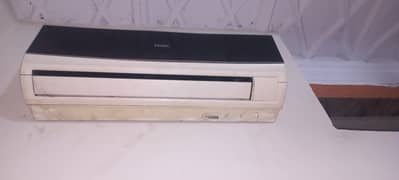 HAIER AC NO FAULT NO LEACKAGE 1 TON. . . . .