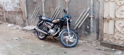 Honda 125 special edition family bike