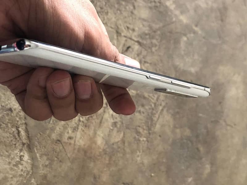SAMSUNG S20 5G 6