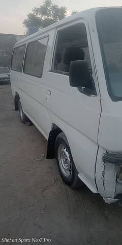 Nissan urvan van interior total jenyan outar shower N22 engen