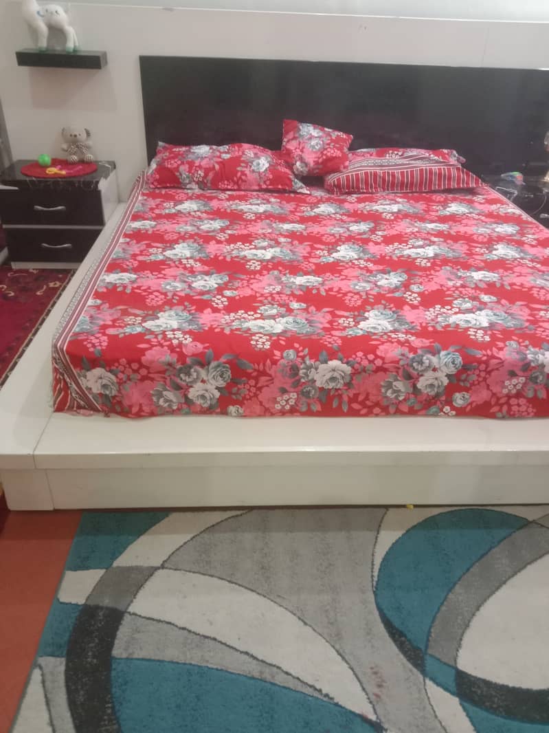 Double bed with 2 side tables and dressing and TV table 1