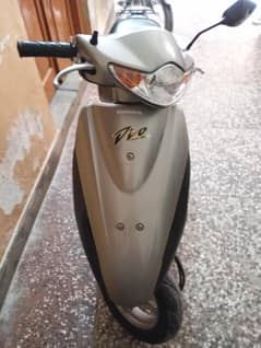 scooty