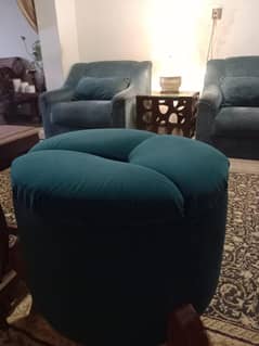 Pair of Settied Brand new condition