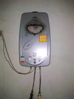 Instant Water Geyser