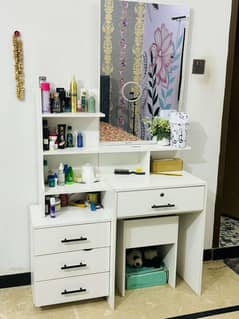furniture set.