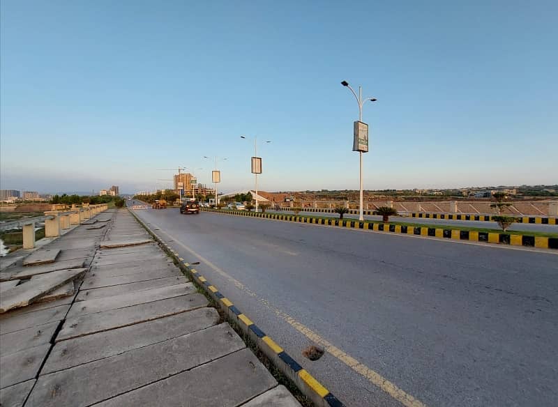 7 marla plot in gulberg residencia block H 3