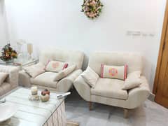 skin color 3 1 1 sofa newly poshish