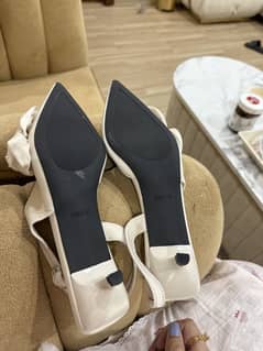 New sandles