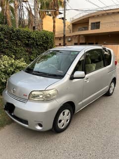 Toyota porte for sale !