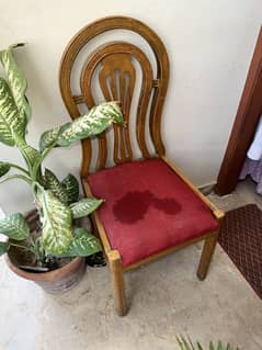 8 setting chairs with king size table