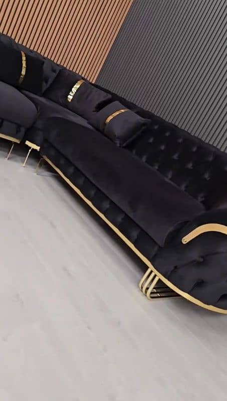 L shaped new sofa with 3 tables aik price ma delivery b available 4