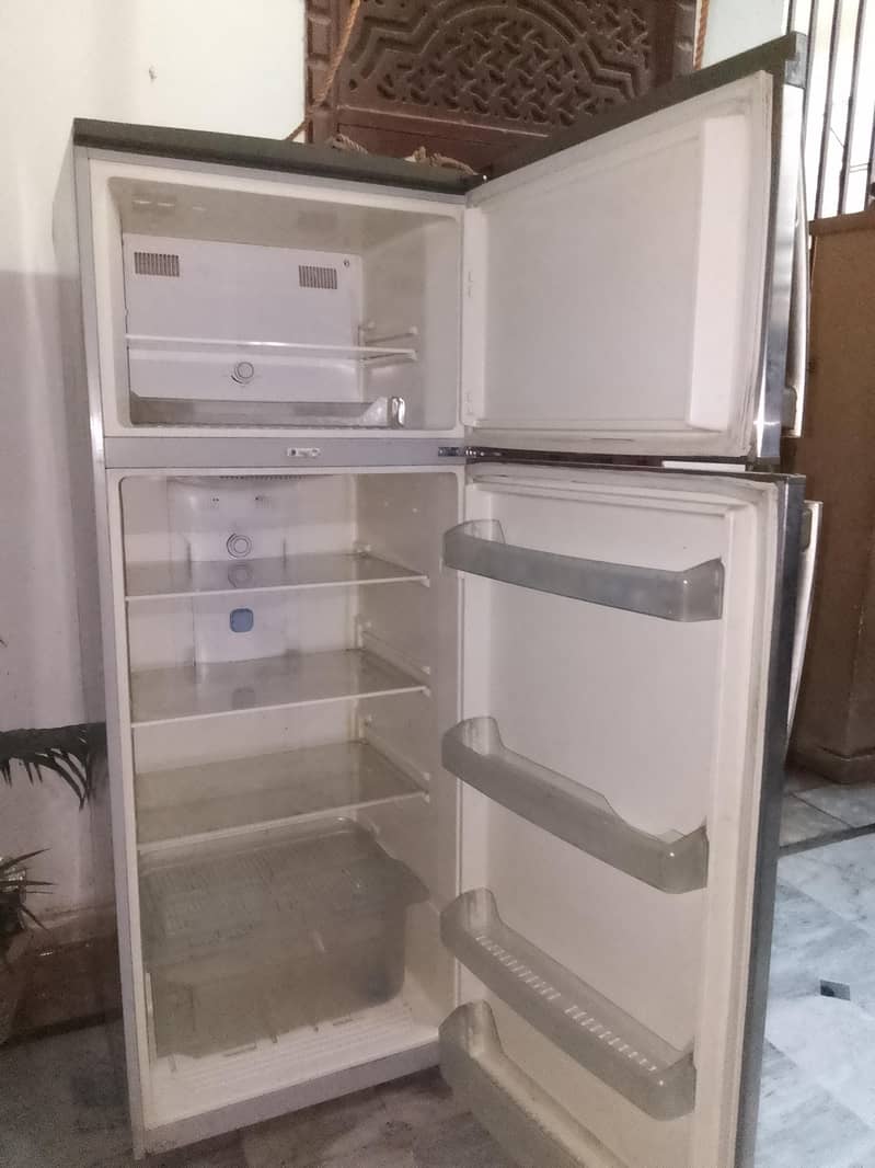 dansite fridge full size at 47000 only it have a minor Cooling issue. 3