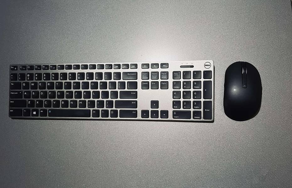 Dell Wireless Keyboard Mouse Combo - Multi Device - New Like Condition 3