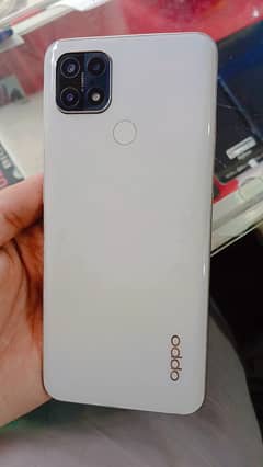 Oppo 6 GB  128 GB