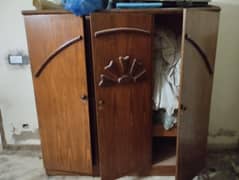 Wardrobe 3 Door (Almari)