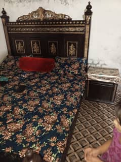 Bed & 6 seater sofa & Almirah @aik chat Wala pankha