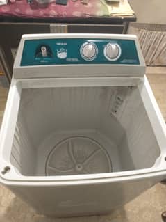 Washing machine haier 12 kg urgent sale