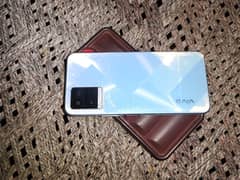 Vivo y21 . condition 10/8