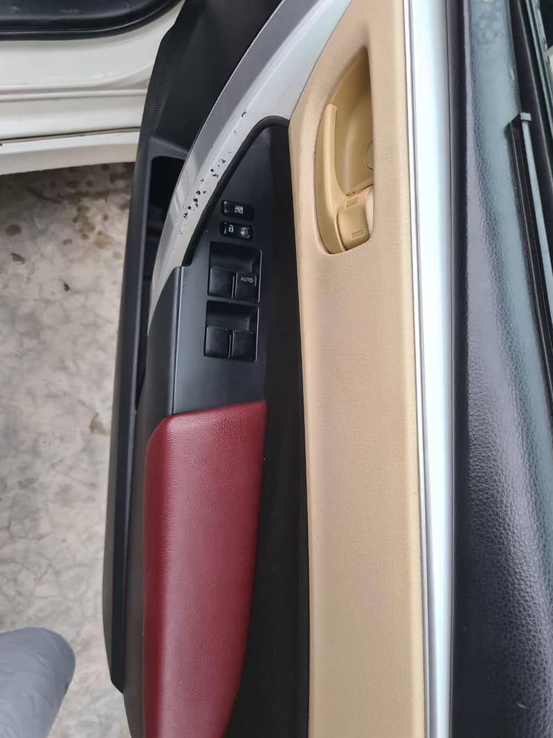 ALL READY BANK LEASE TOYOTA COROLLA GLI 1.3 AUTO 2018 MODEL 11