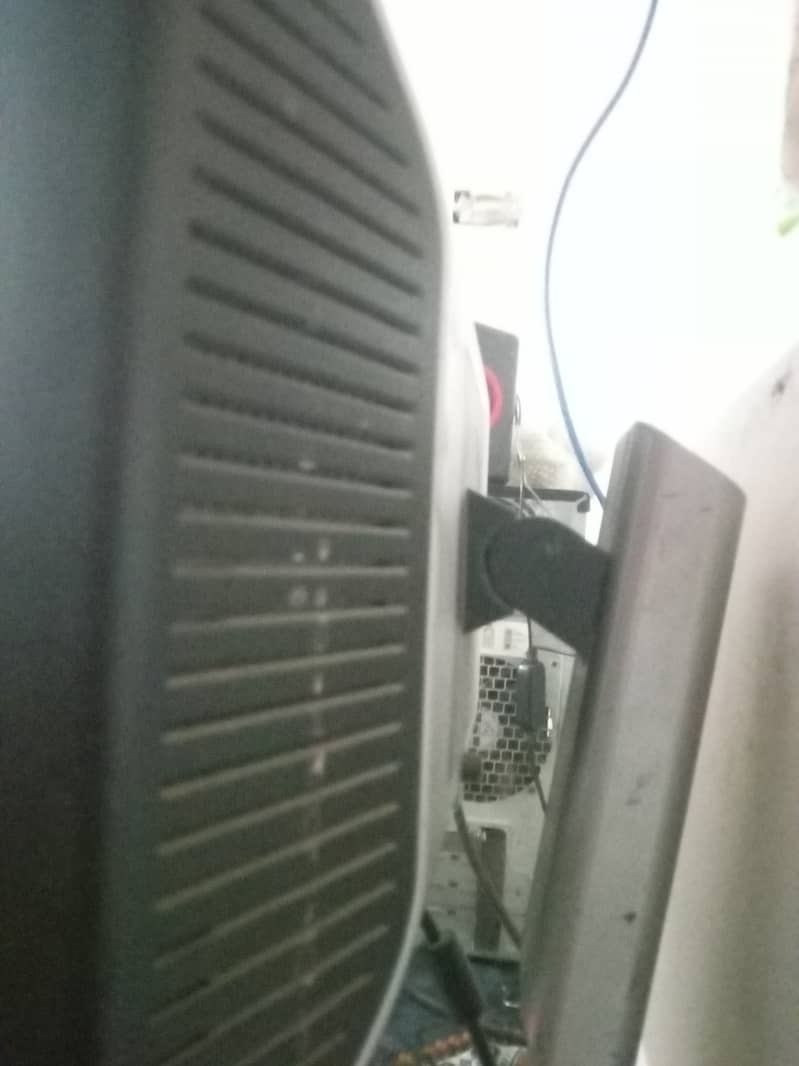 Computer With Monitor & Mouse & Keyboard & internet Antenna 4