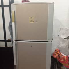 dawlance fridge