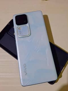 vivo v30 5G 12/256 GB 03230374234 my whatsapp number