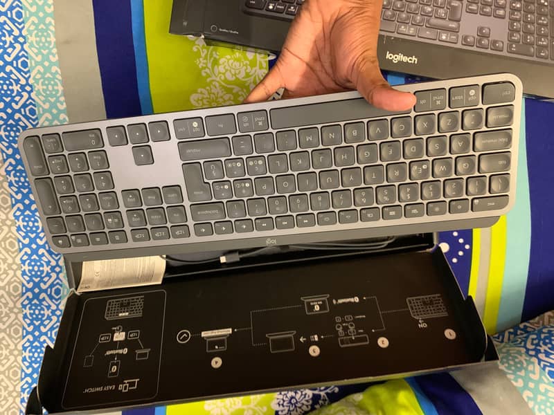 Logitech MX Keys S Wireless Illuminated Keyboard 3