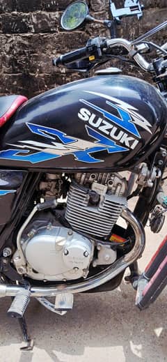 Suzuki 150 2022