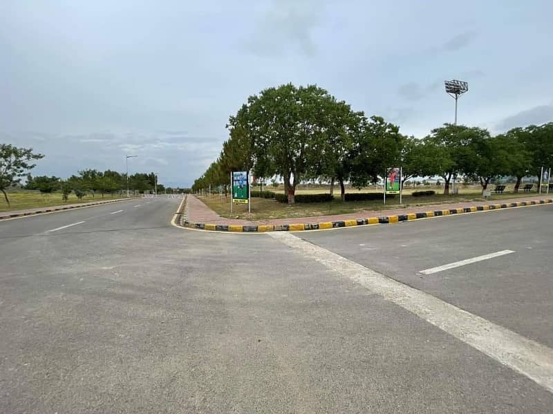 B-17 Mpchs Block G 5870 Sy High-Rise Apartments Plot For Sale 4