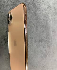 I phone 11 pro max non pta 64Gß