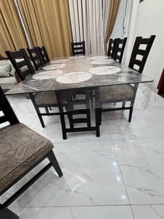 Used dining table but in very good condition