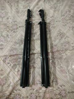 TRIPOD STANDS WITH RING LIGHTS