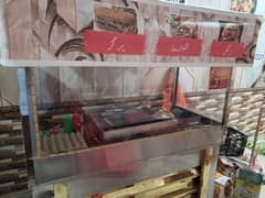 burger & shwarma counter