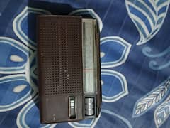 National 2 band radio