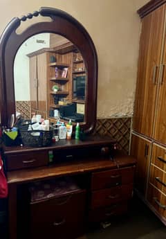 Wooden dressing table for sale