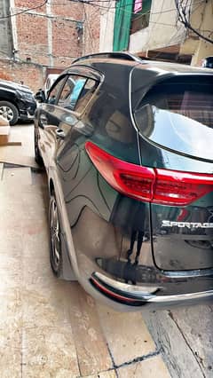 Kia Sportage FWD 2021 Model Black Color